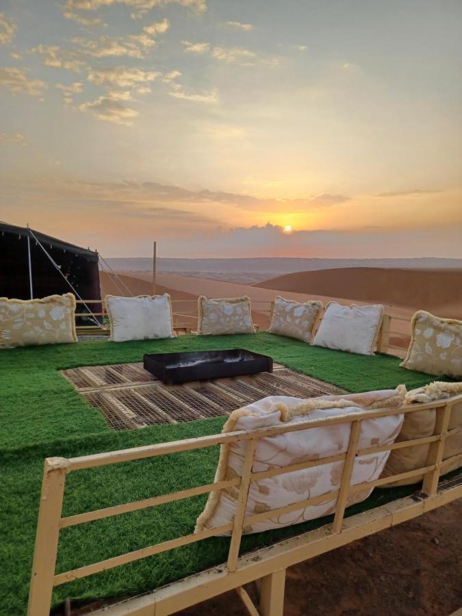 Sunrise Desert Local Private Camp Badīyah Buitenkant foto