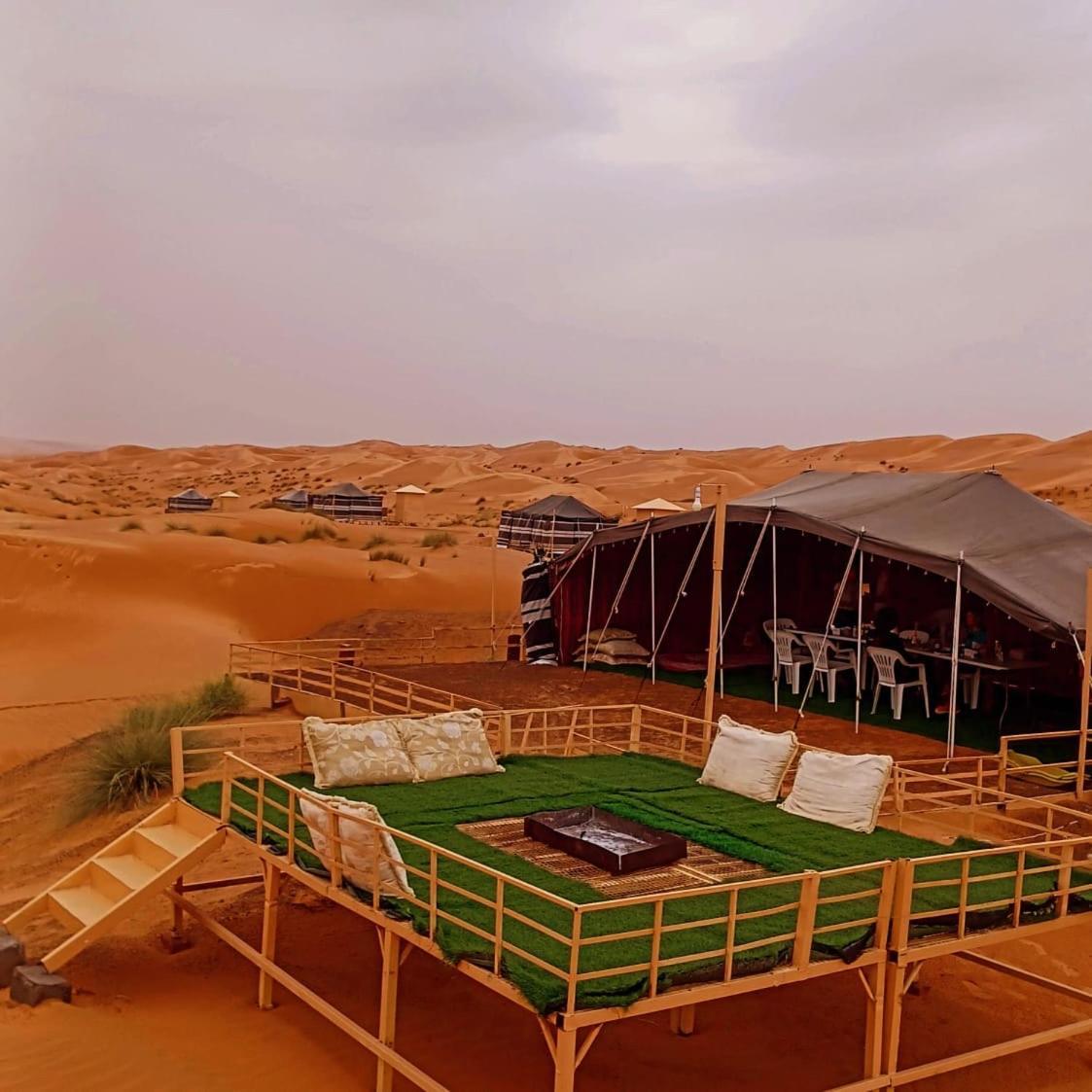 Sunrise Desert Local Private Camp Badīyah Buitenkant foto